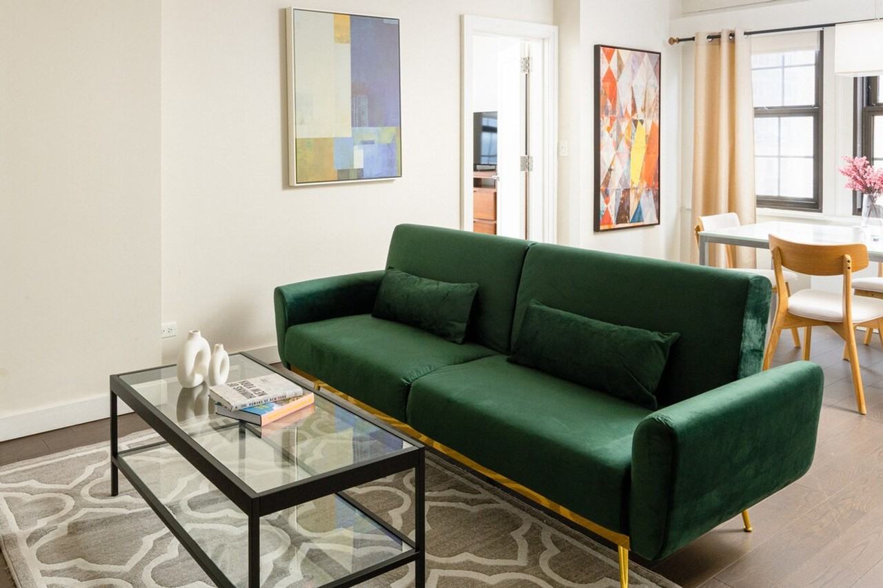 Listing photo 1 of 5