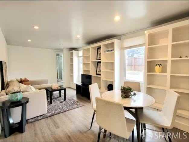 Listing photo 1 of 5