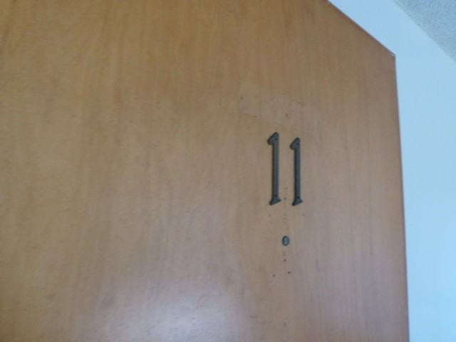 Listing photo 1 of 5