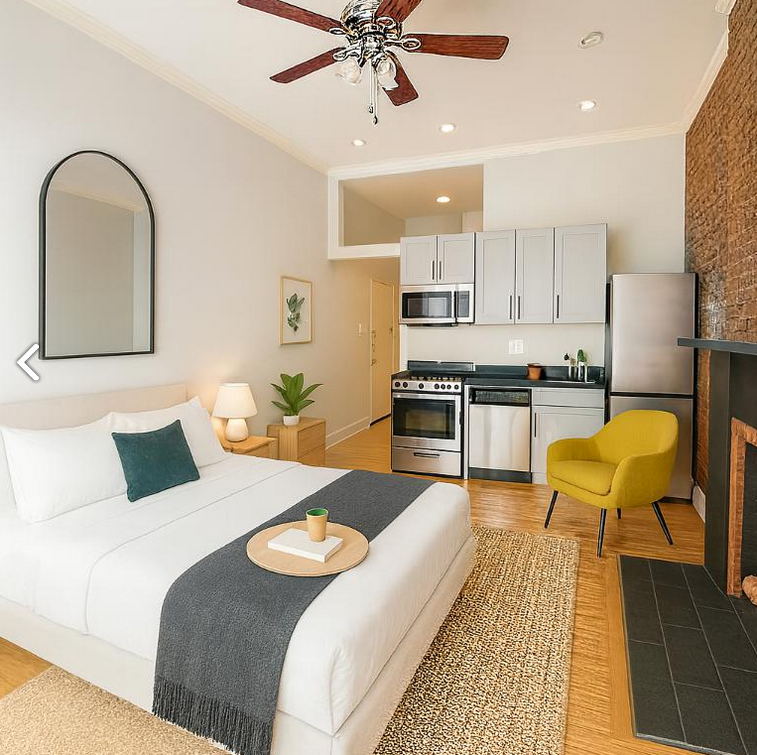 Listing photo 1 of 4