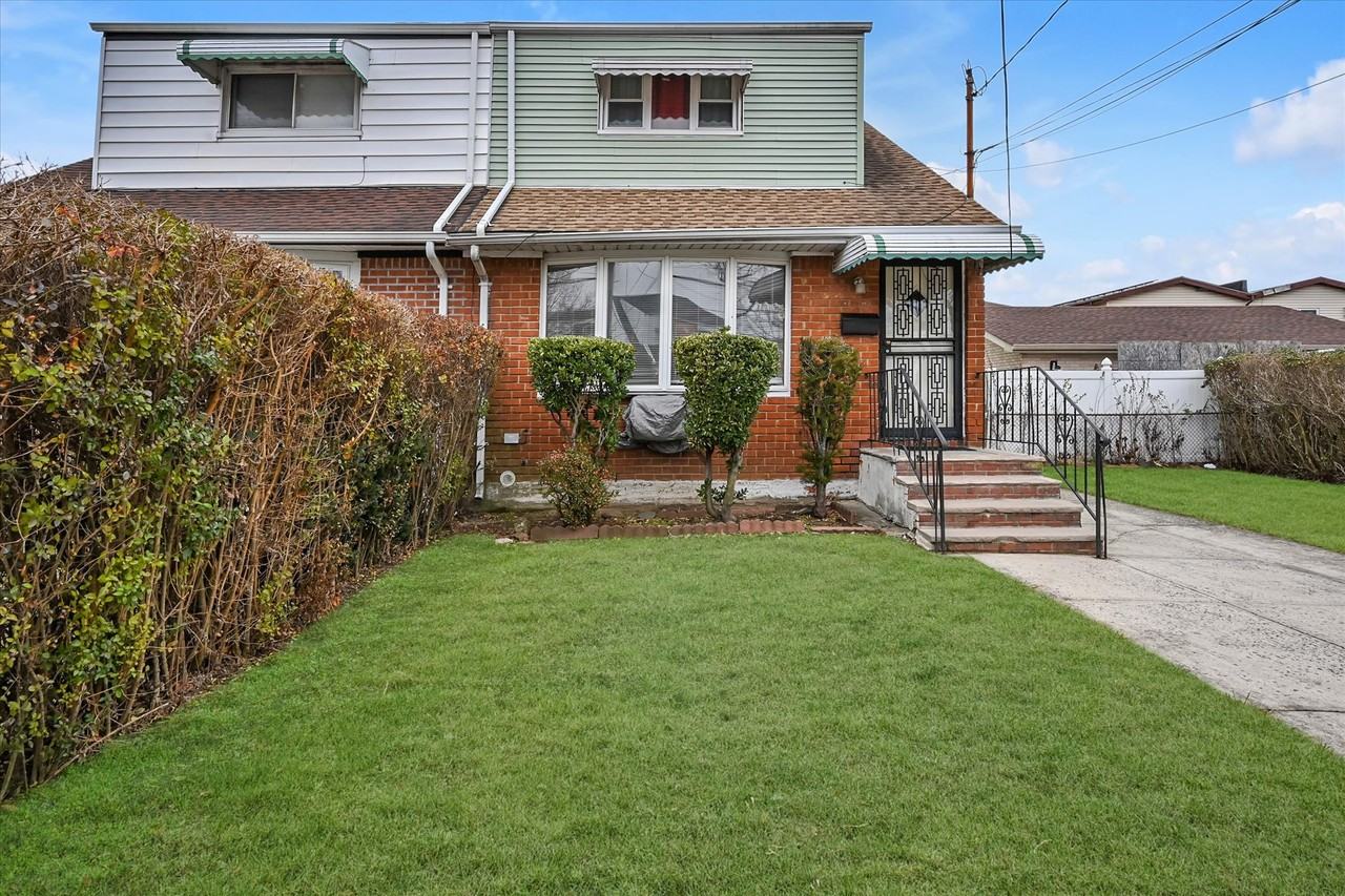 Listing photo 1 of 5