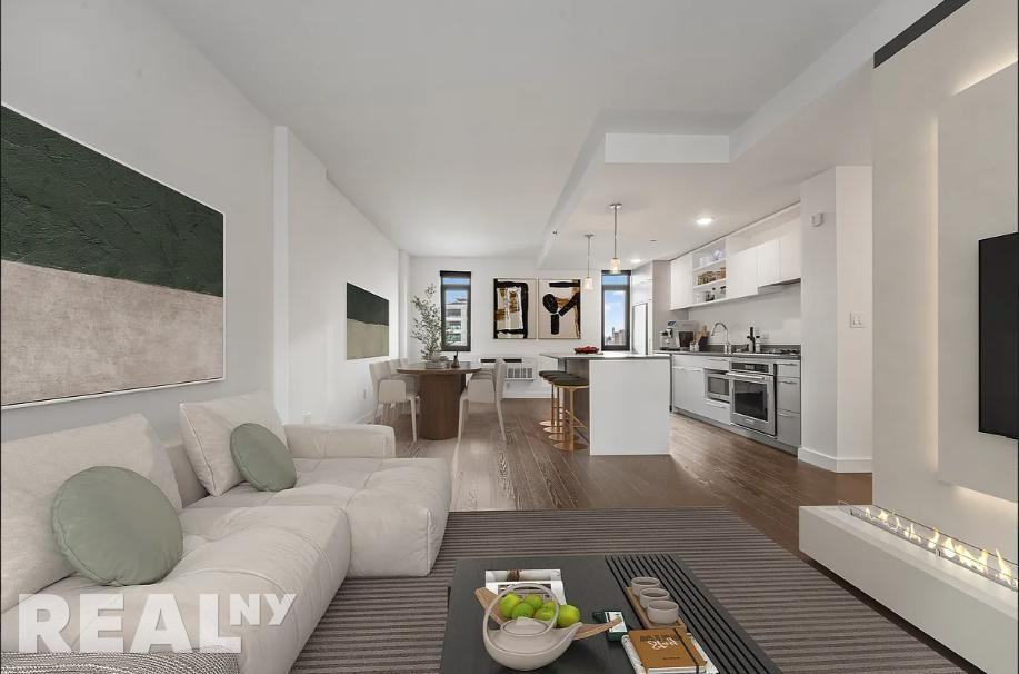 Listing photo 1 of 5