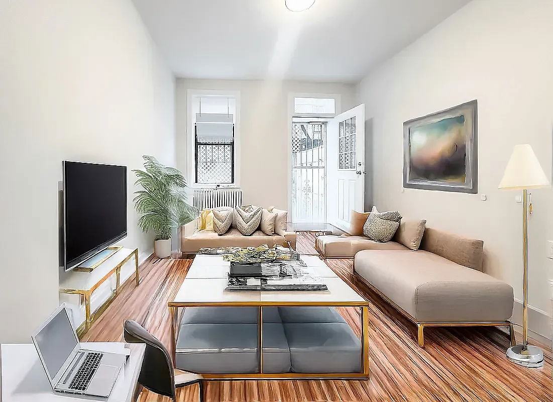 Listing photo 1 of 5