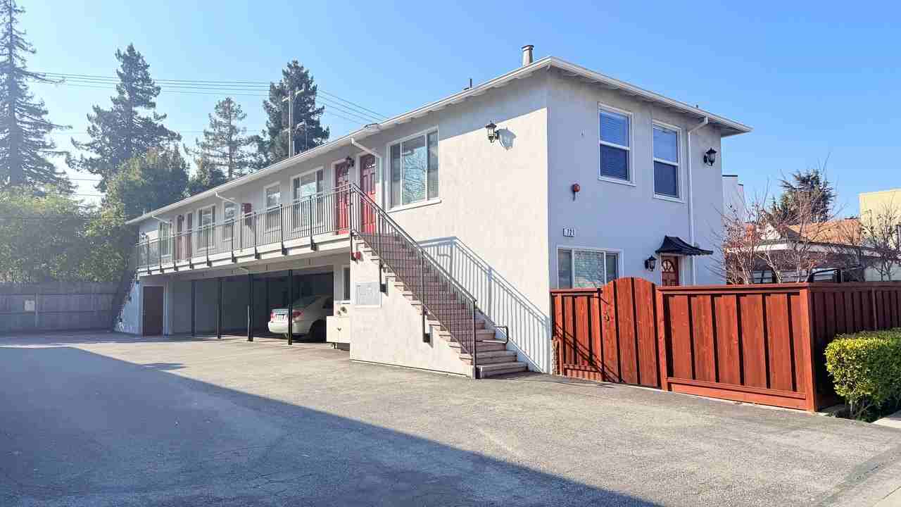 Listing photo 1 of 5