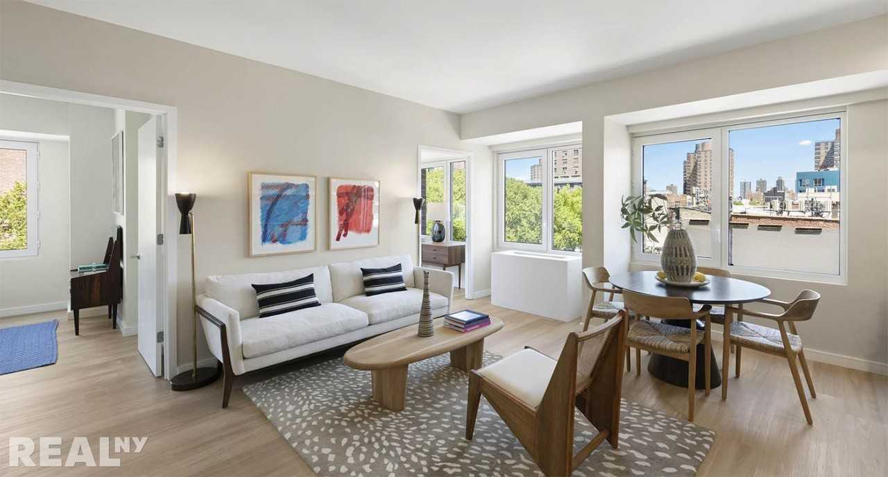 Listing photo 1 of 5