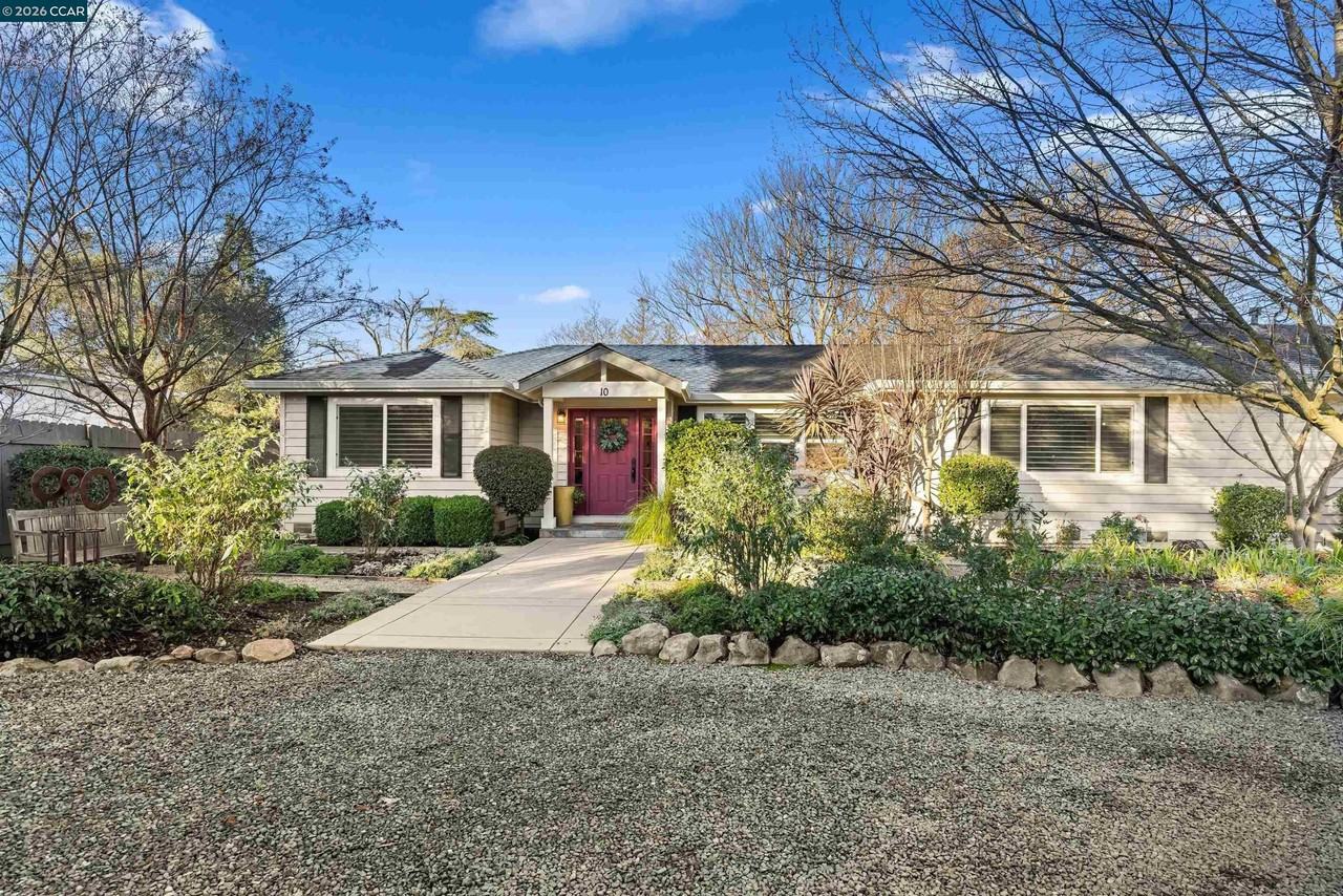 Listing photo 1 of 5