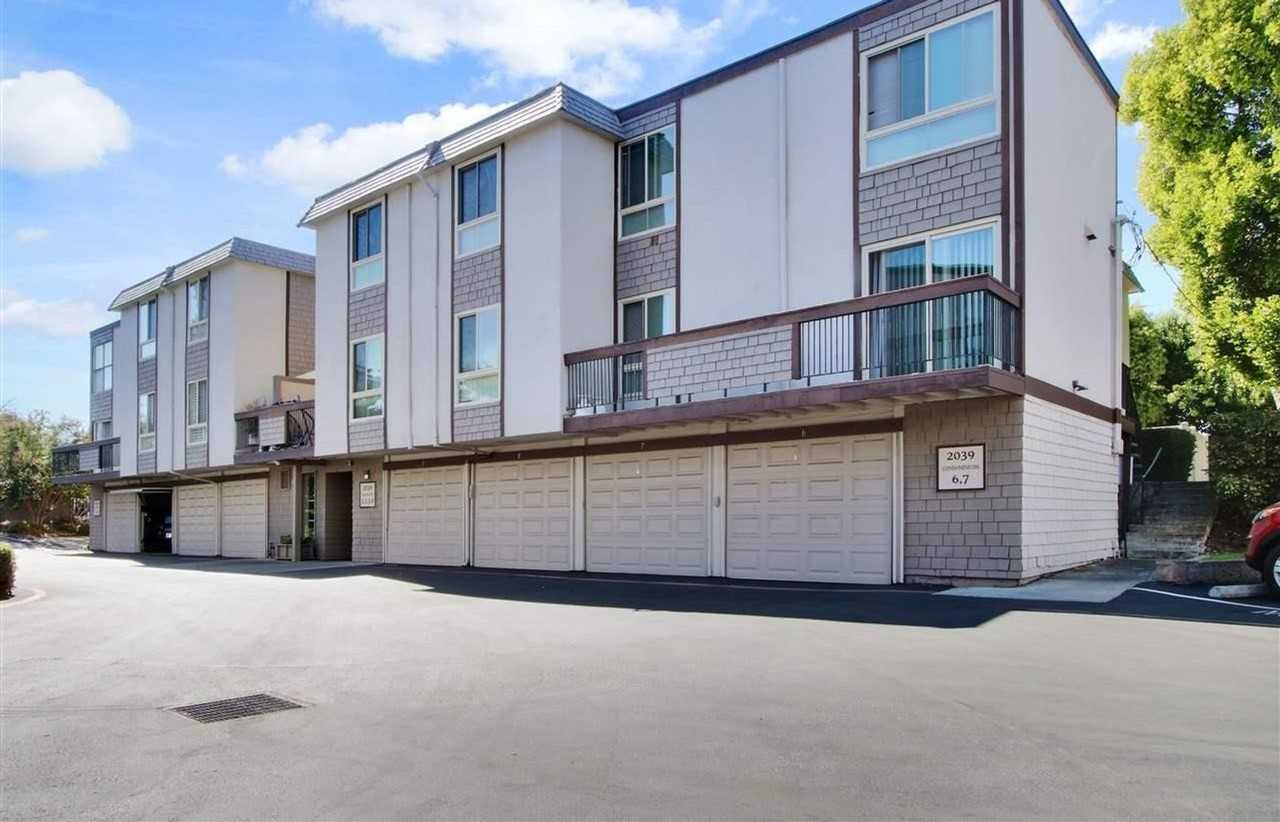 Listing photo 1 of 5