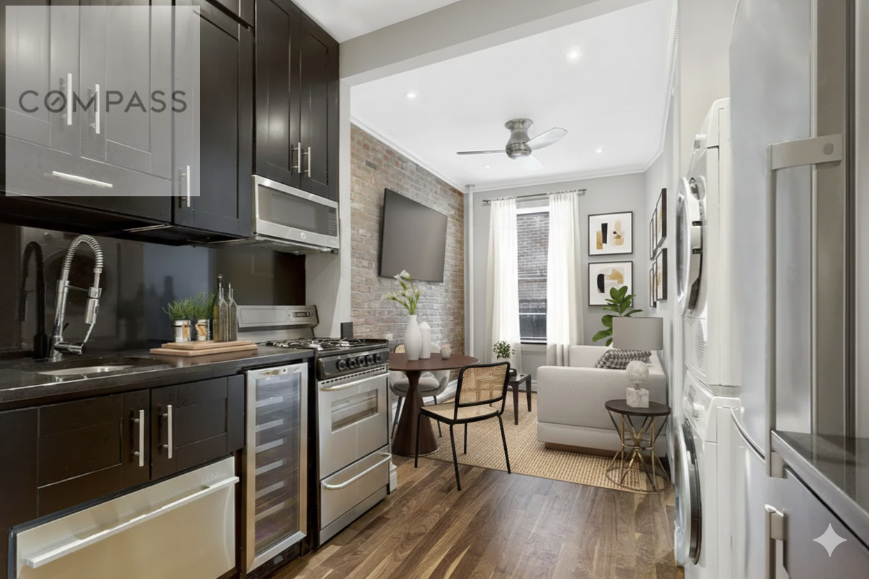 Listing photo 1 of 5