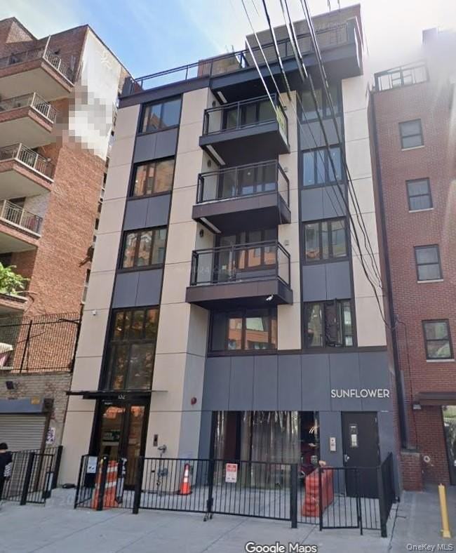 Listing photo 1 of 5