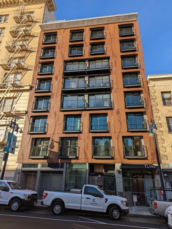 Listing photo 1 of 5