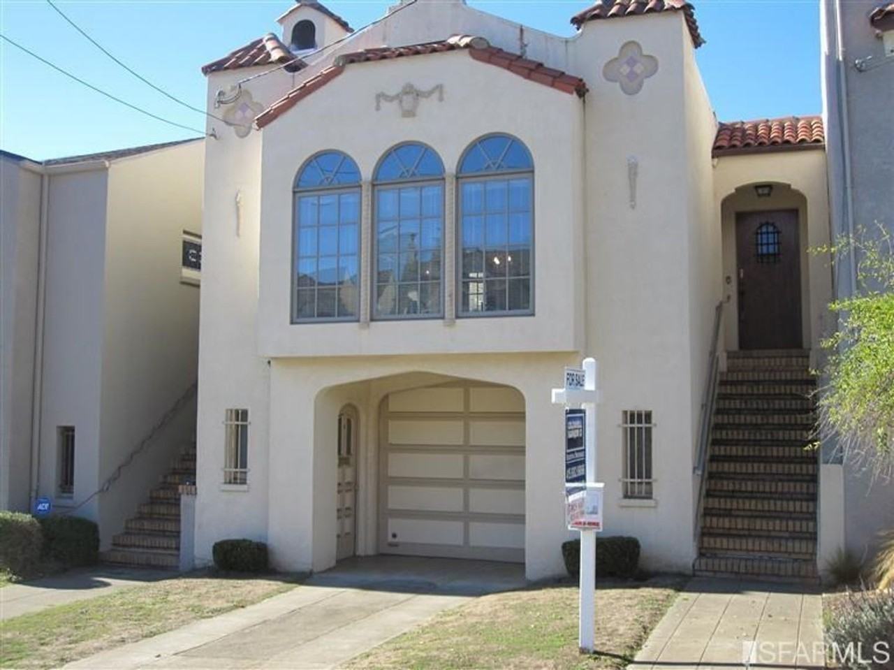Listing photo 1 of 5