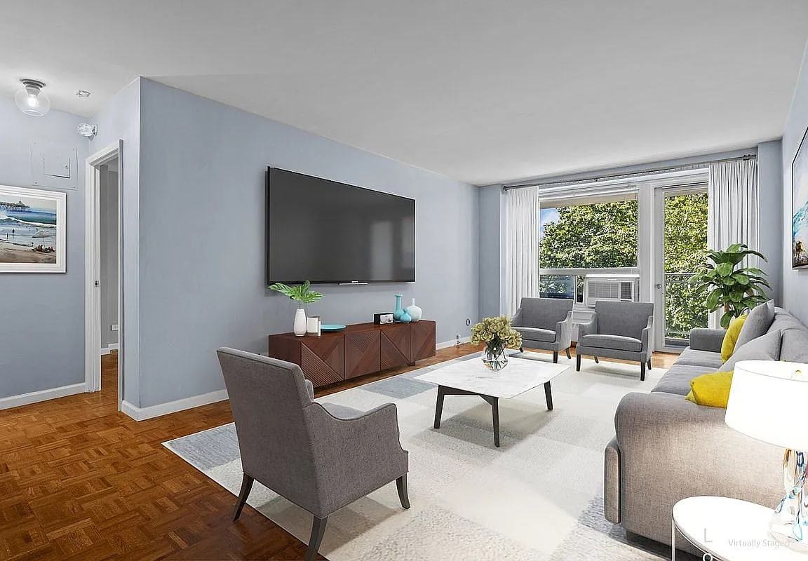 Listing photo 1 of 5