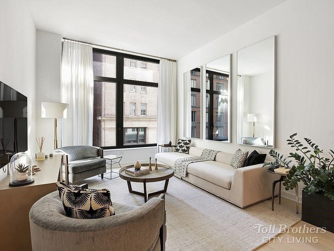 Listing photo 1 of 5