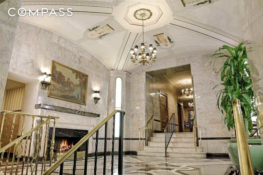 Listing photo 1 of 5