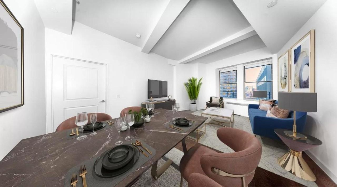 Listing photo 1 of 5