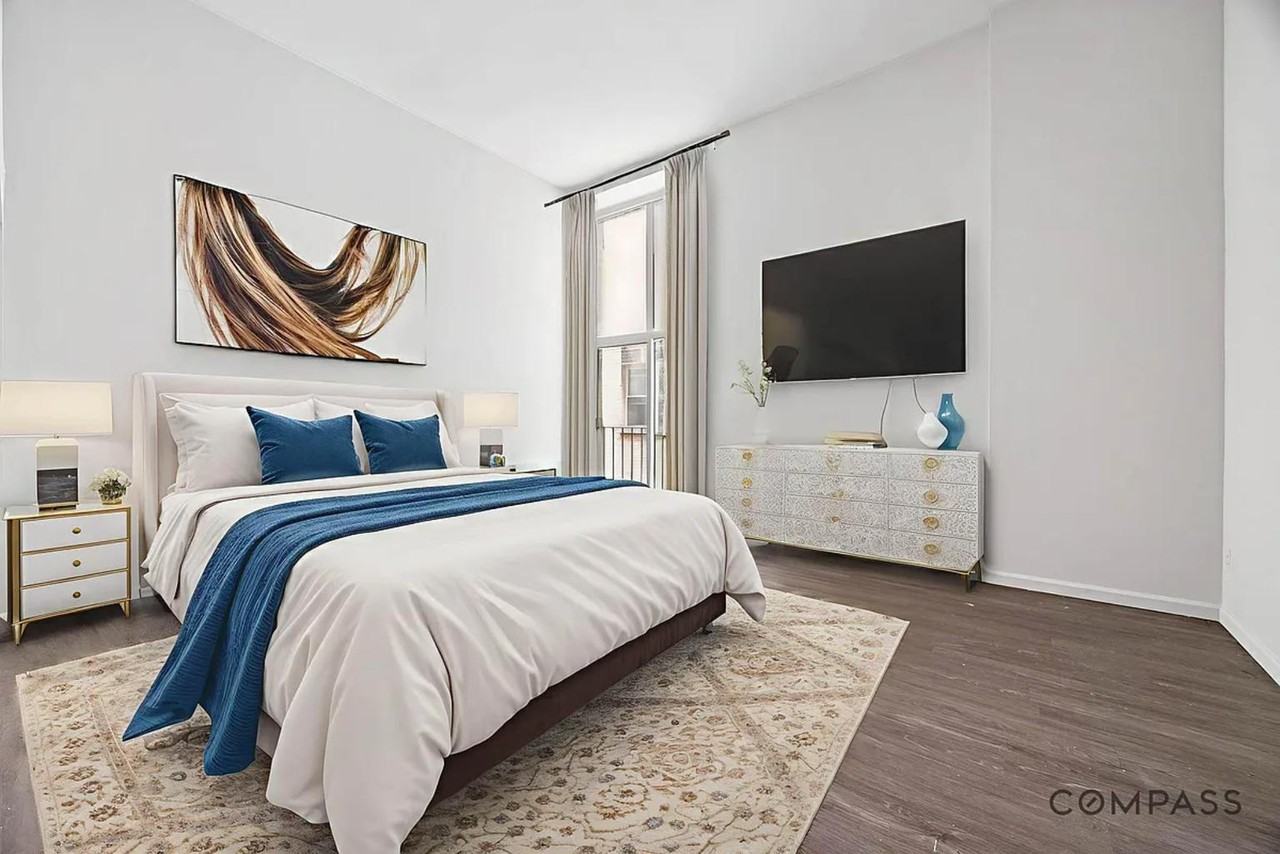 Listing photo 1 of 4