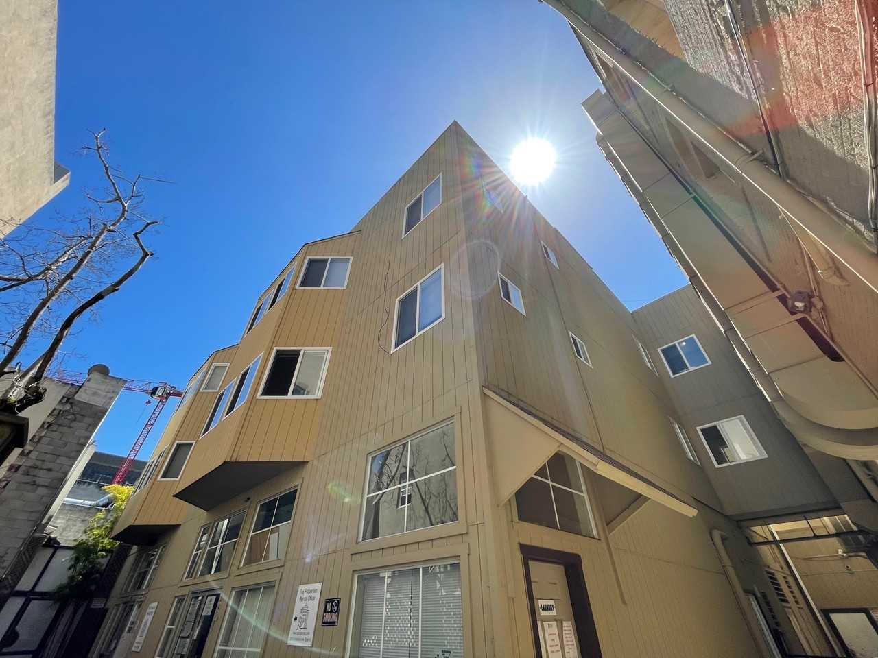 Listing photo 1 of 5