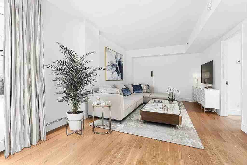 Listing photo 1 of 5