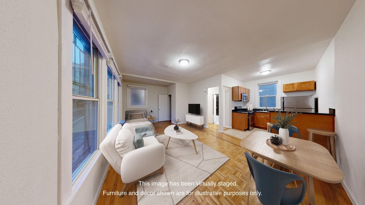 Listing photo 1 of 5