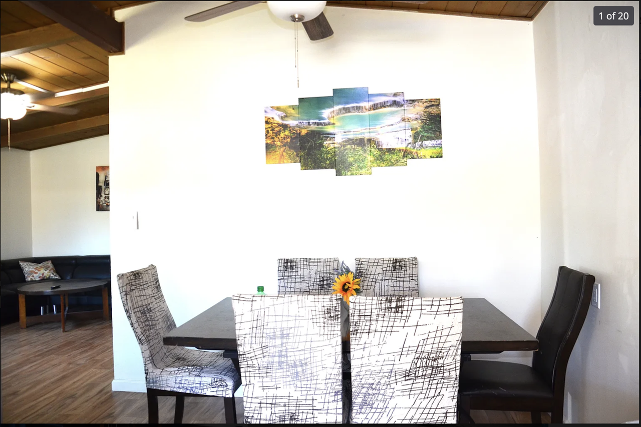 Listing photo 1 of 3