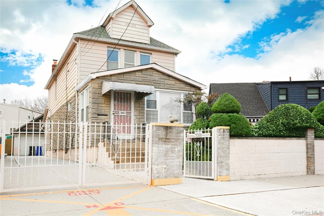 Listing photo 1 of 5