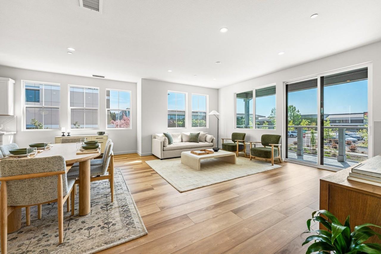 Listing photo 1 of 5