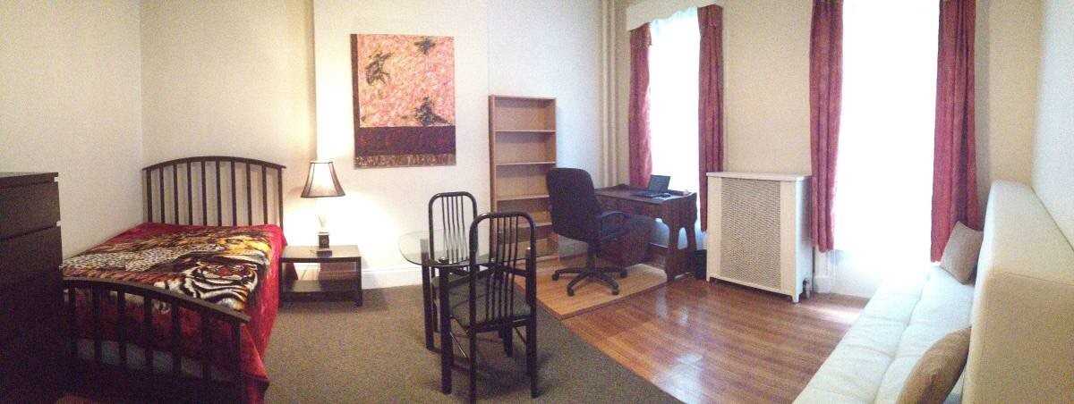 Listing photo 1 of 5