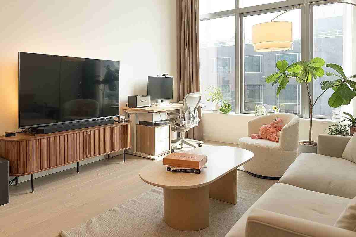 Listing photo 1 of 5