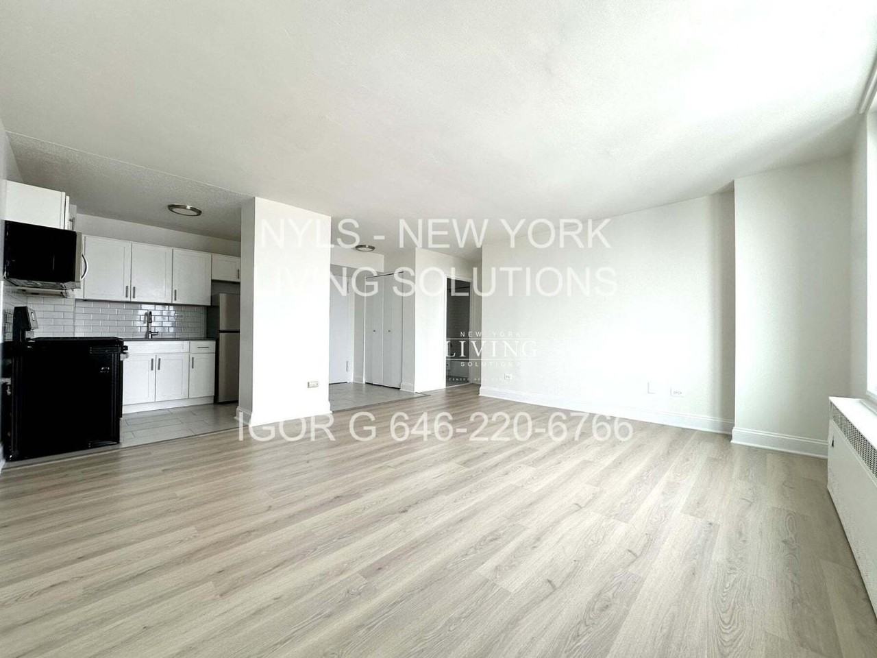 Listing photo 1 of 5