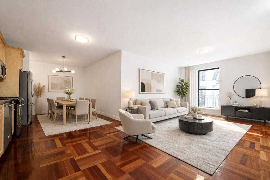 Listing photo 1 of 5