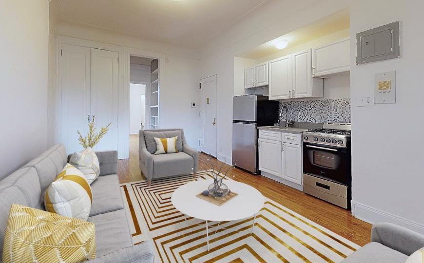 Listing photo 1 of 5