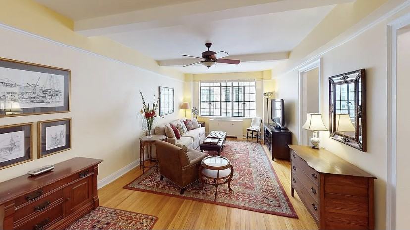 Listing photo 1 of 5