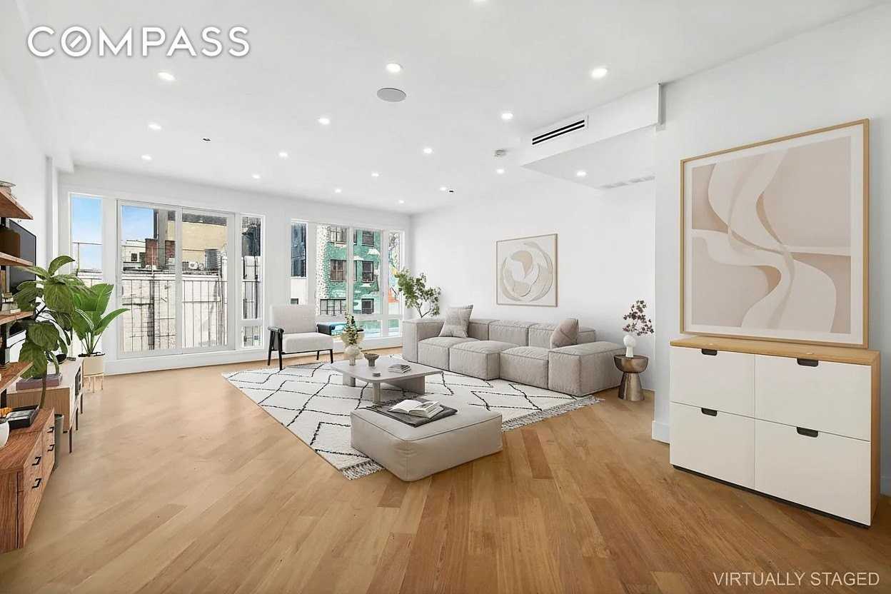 Listing photo 1 of 5