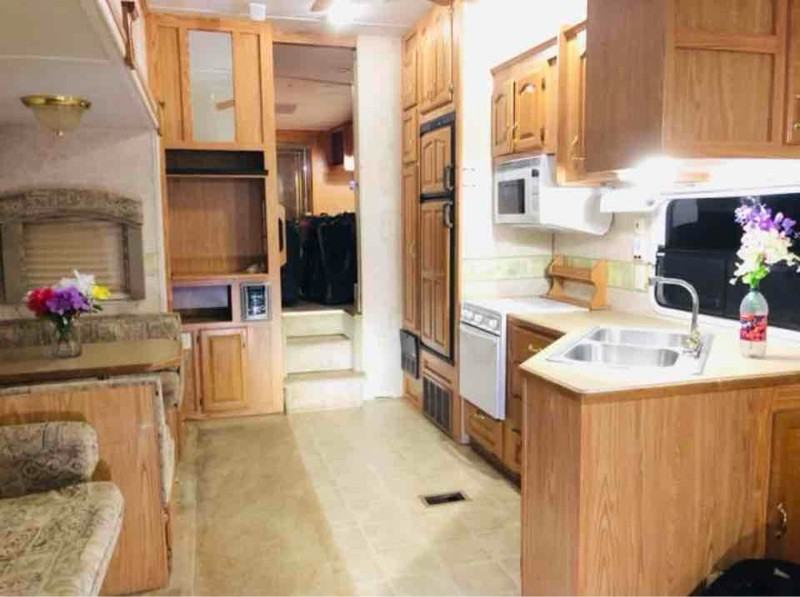 Listing photo 1 of 5