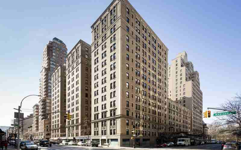 Listing photo 1 of 5