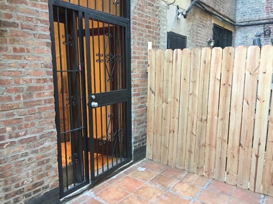 Listing photo 1 of 5