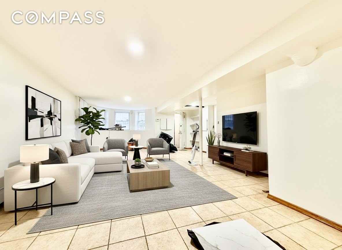 Listing photo 1 of 5