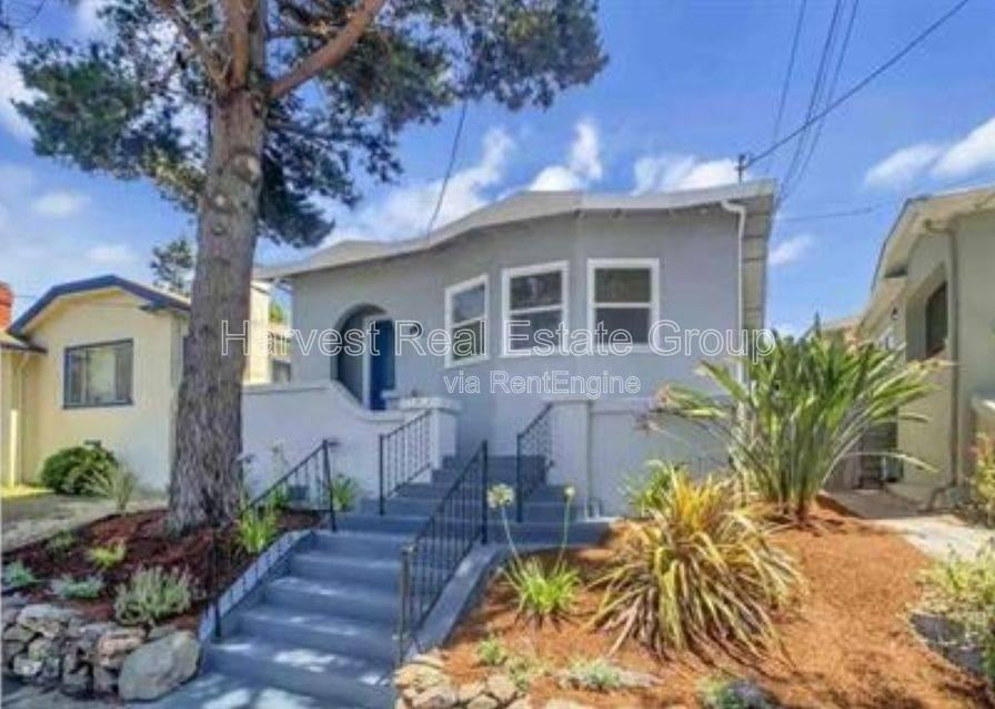 Listing photo 1 of 5