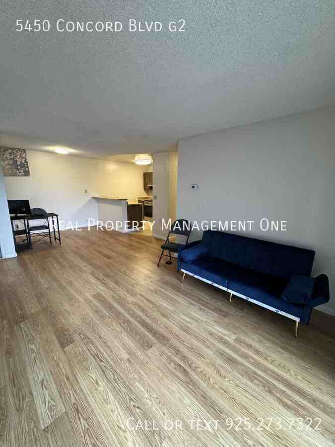 Listing photo 1 of 5