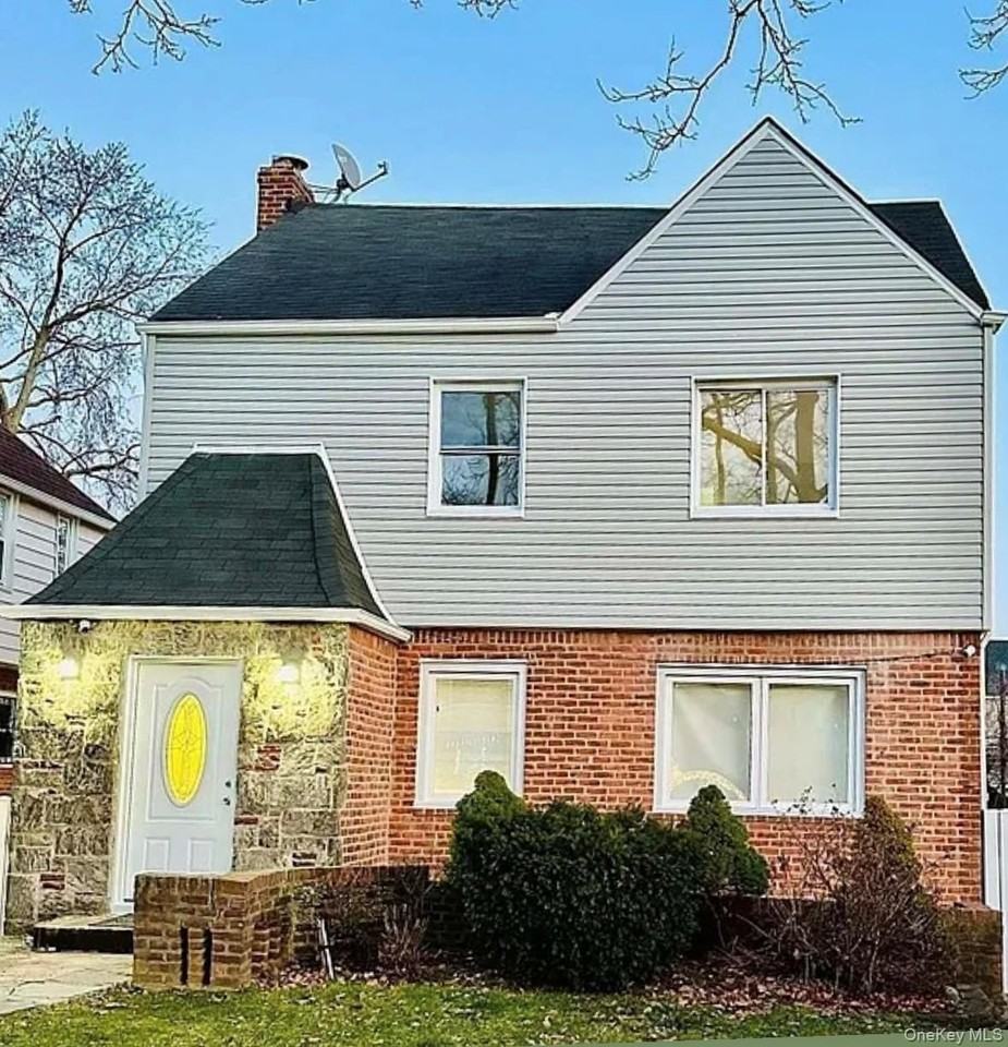 Listing photo 1 of 5