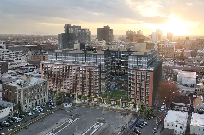 Listing photo 1 of 5