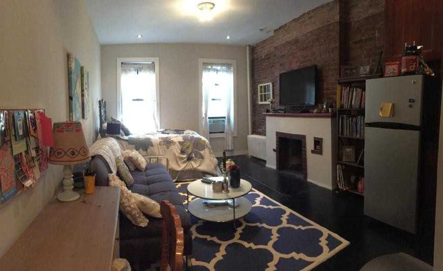 Listing photo 1 of 5