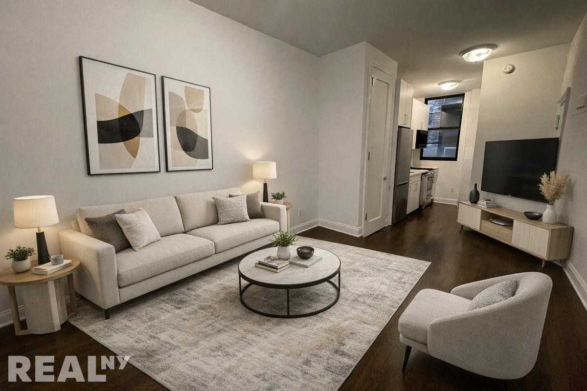 Listing photo 1 of 5