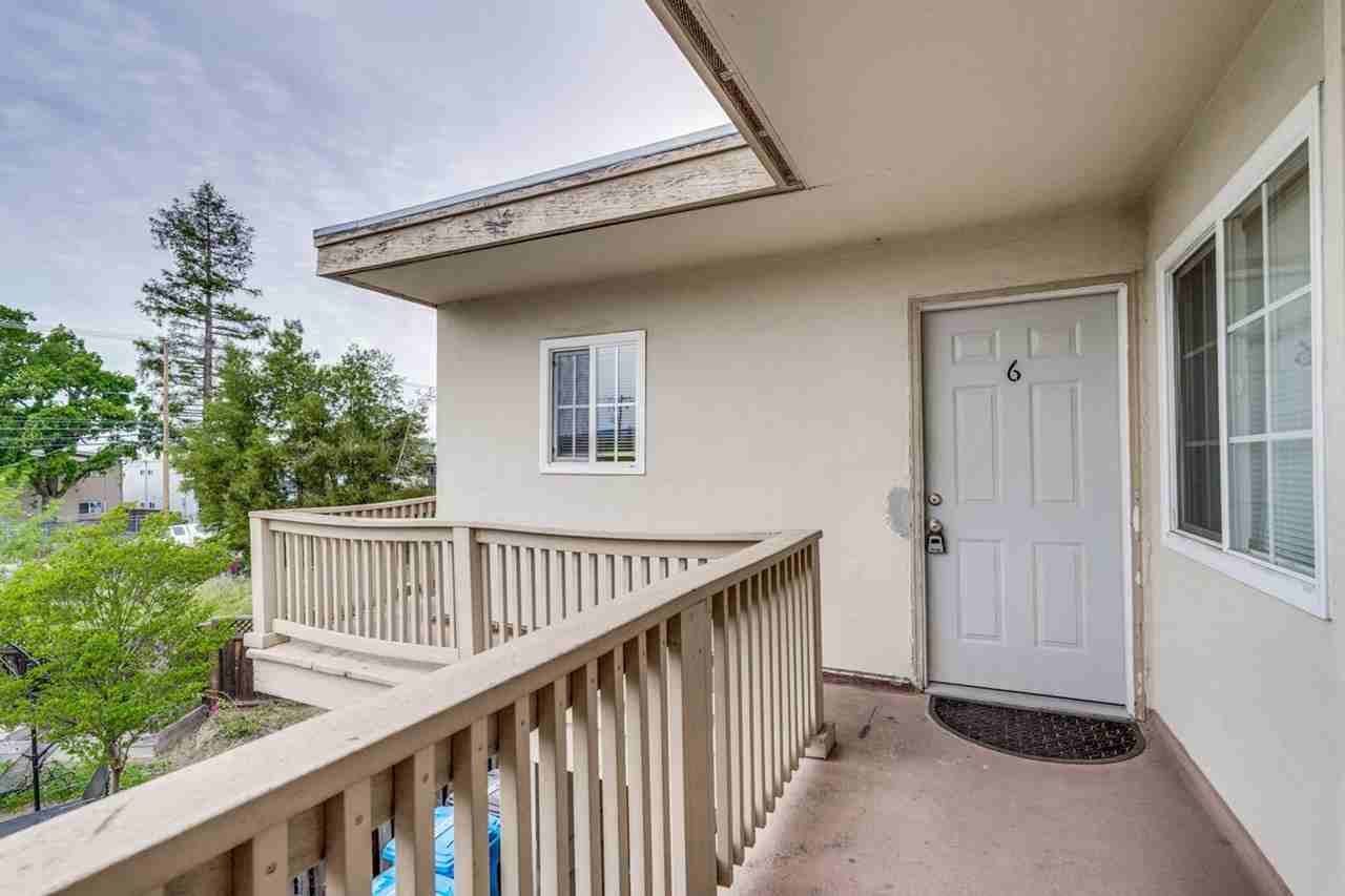 Listing photo 1 of 5
