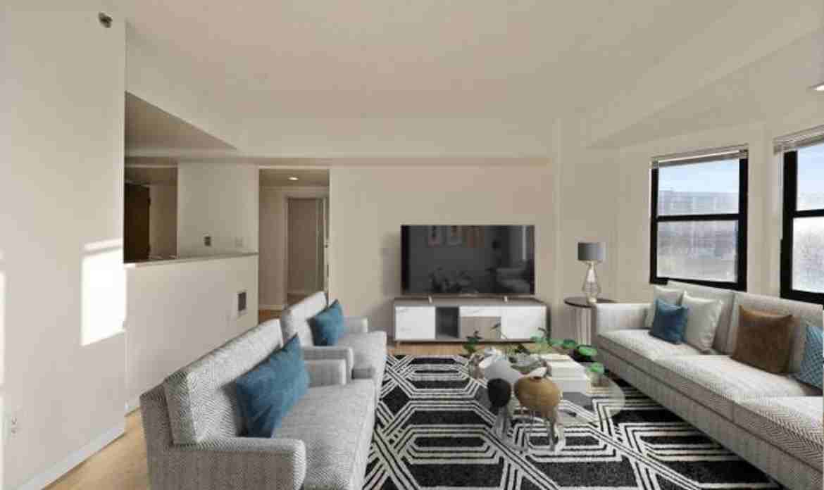 Listing photo 1 of 5