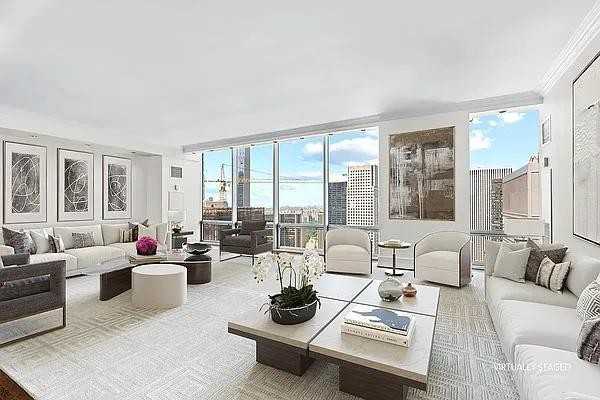 Listing photo 1 of 5