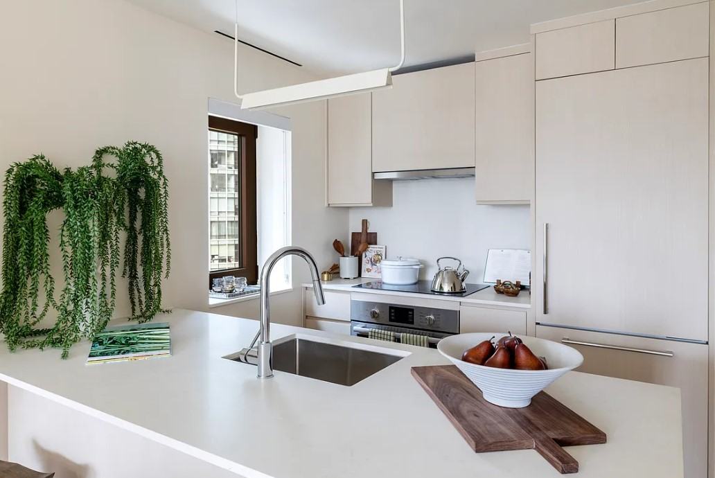 Listing photo 1 of 5