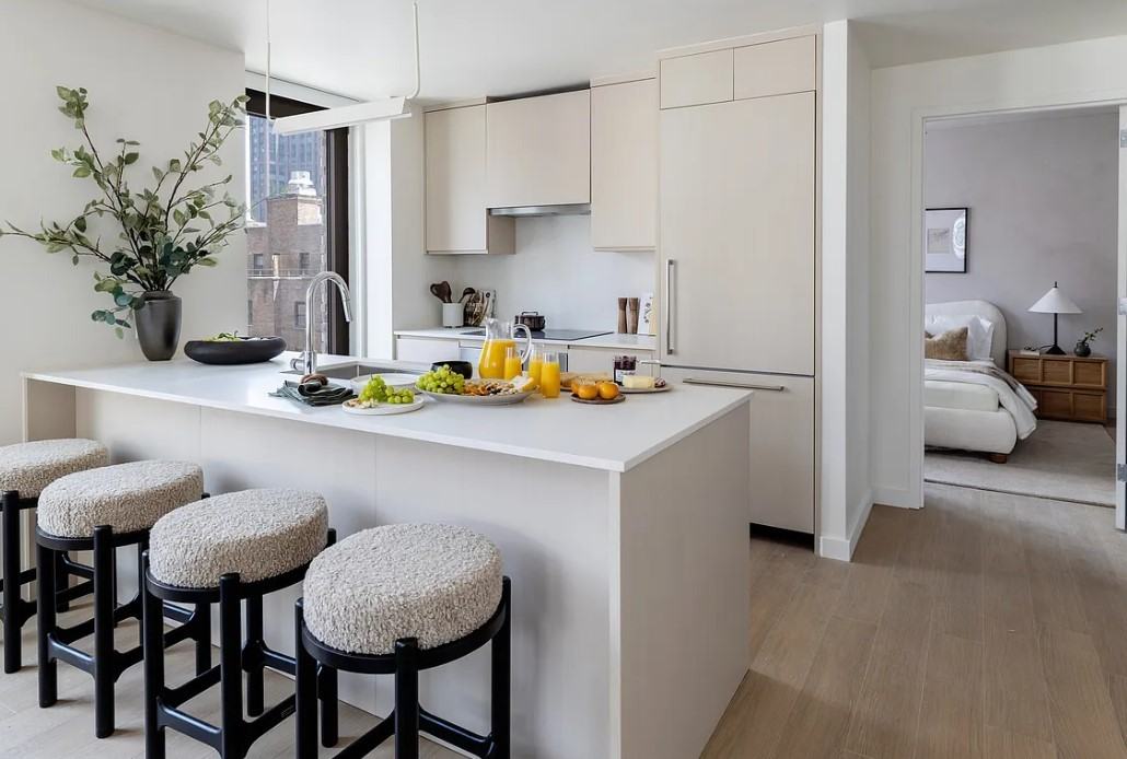 Listing photo 1 of 5