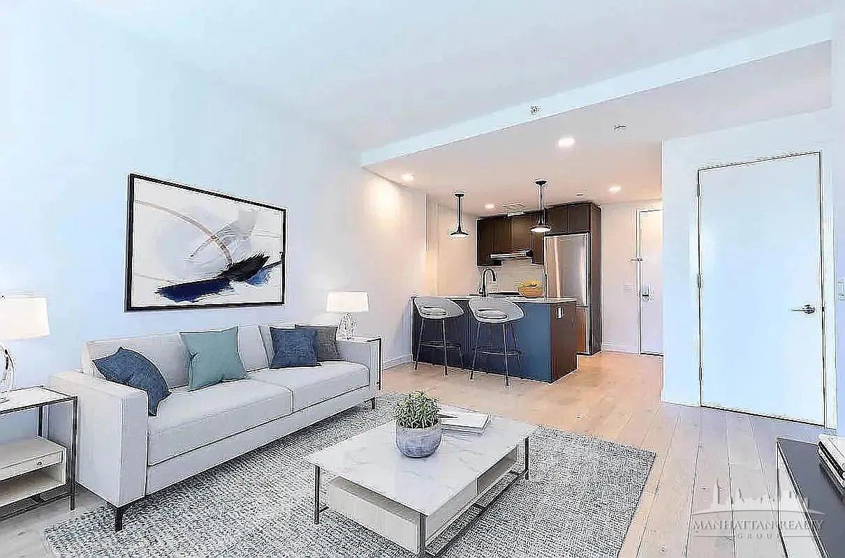 Listing photo 1 of 5