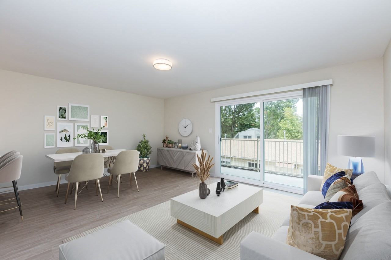 Listing photo 1 of 5